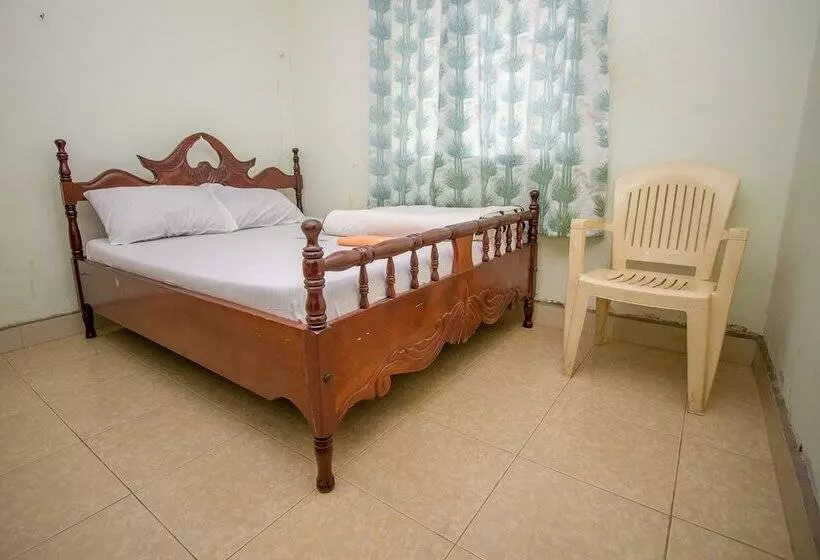 هتل Vienna Guesthouse