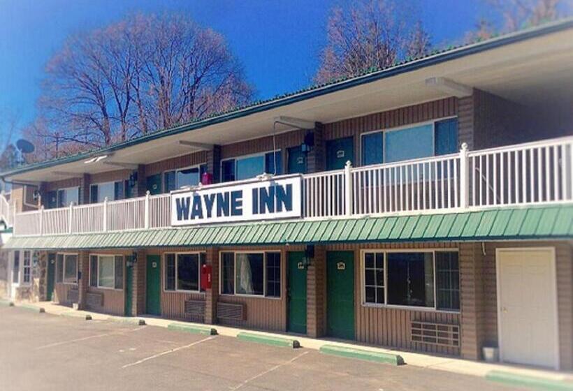 ホテル Wayne Inn