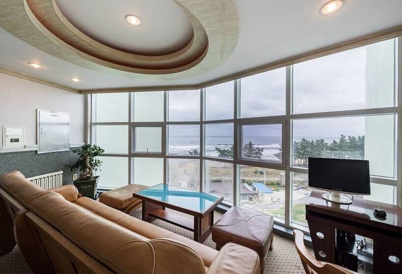 Jeongdongjin Dawoo Resotel