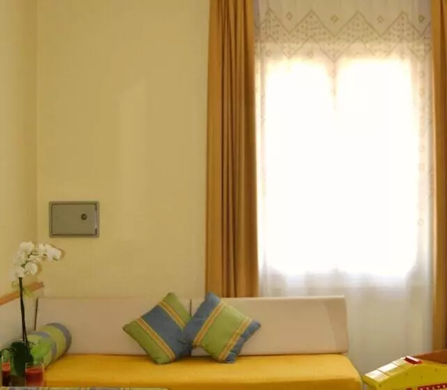 Majatalo Cav Approdo