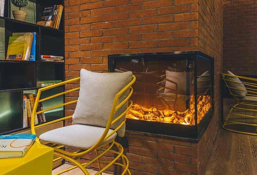 Atour Hotel Shanghai Lujiazui Babaihan