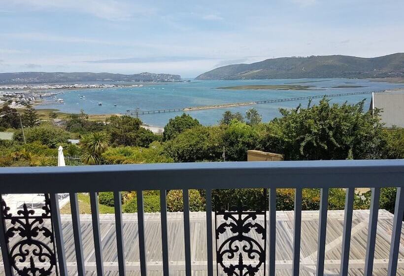 בית מלון כפרי Azure House