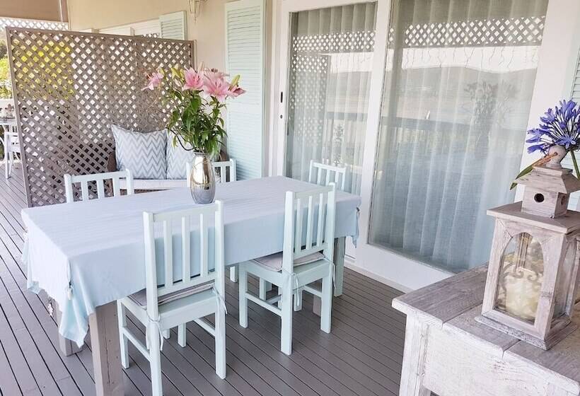 בית מלון כפרי Azure House