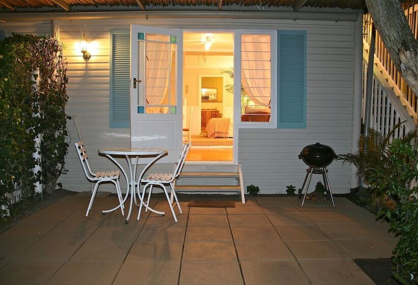 בית מלון כפרי Azure House