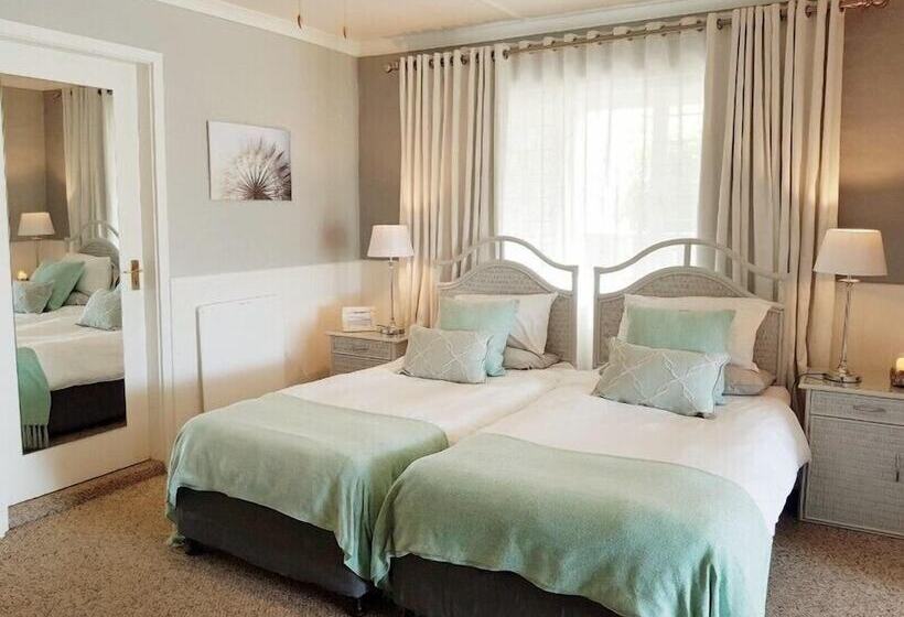 בית מלון כפרי Azure House