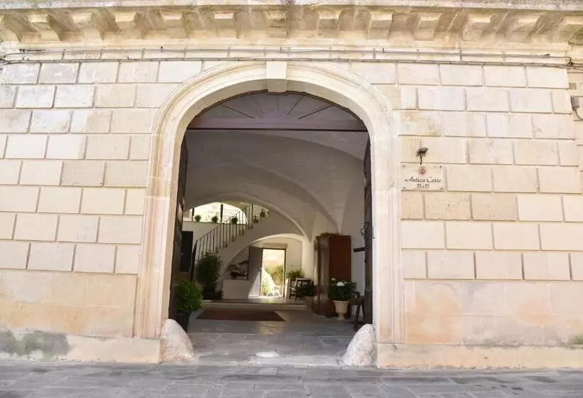 هتل B&b Antica Corte
