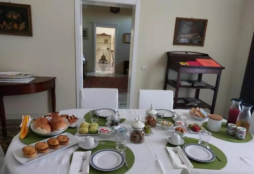 هتل B&b Antica Corte
