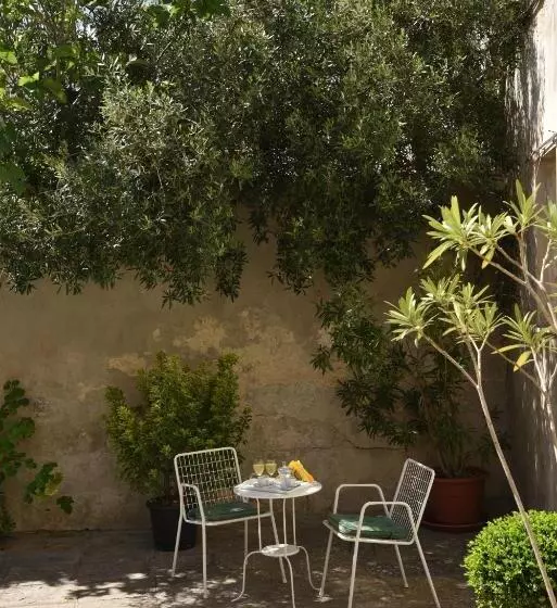 هتل B&b Antica Corte