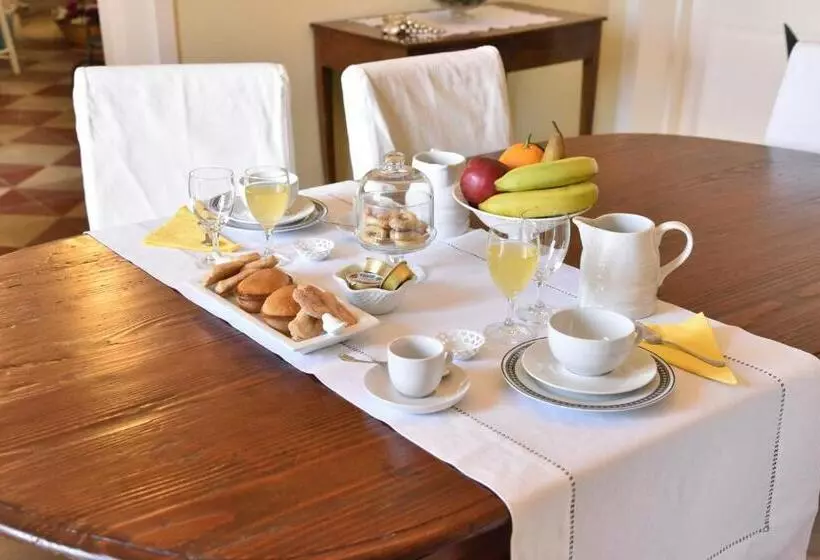 هتل B&b Antica Corte