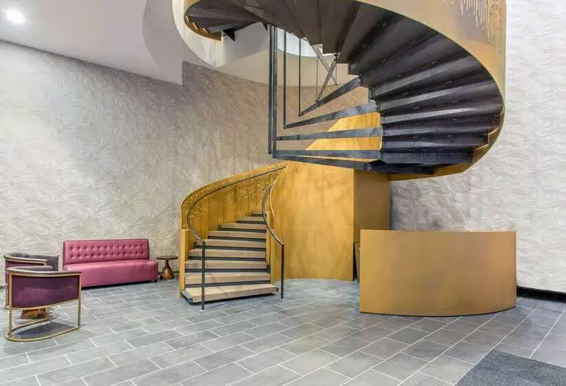 Cambria Hotel Philadelphia Downtown Center City