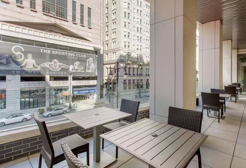 Cambria Hotel Philadelphia Downtown Center City