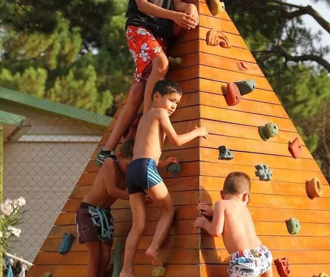 ホテル Camping Neptuno