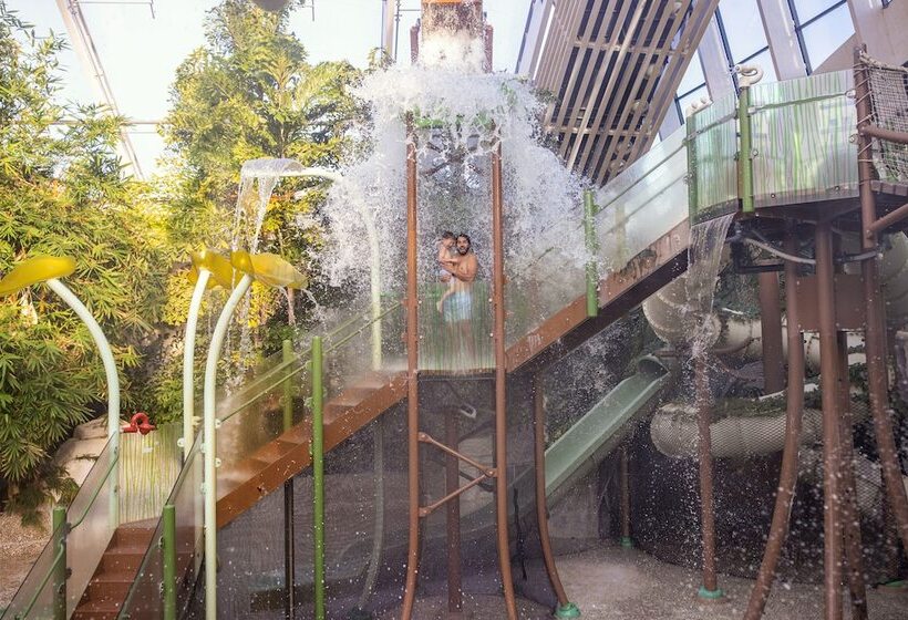 هتل Center Parcs Le Bois Aux Daims