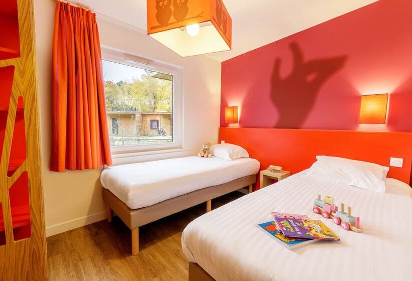 هتل Center Parcs Le Bois Aux Daims