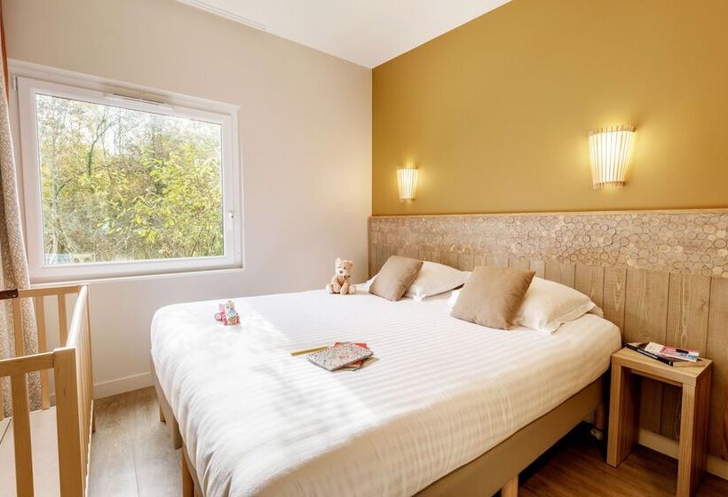 هتل Center Parcs Le Bois Aux Daims