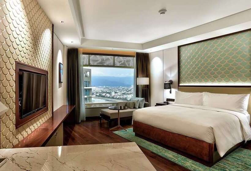 هتل Hilton Da Nang