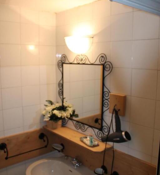 בית מלון כפרי Jolly Residence