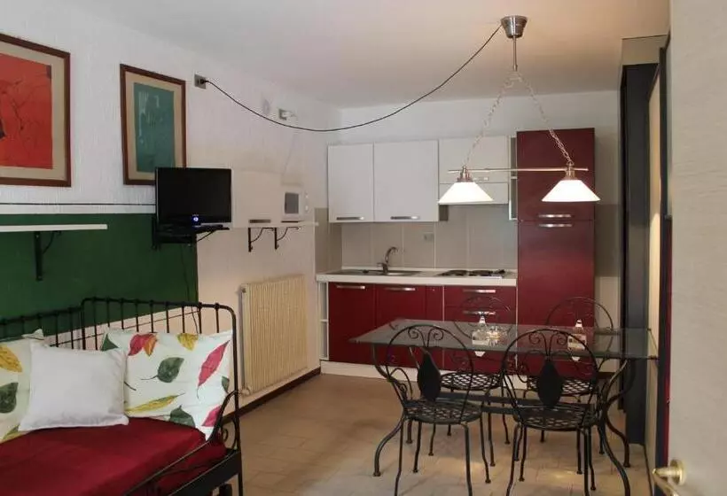 Hotelli Jolly Residence