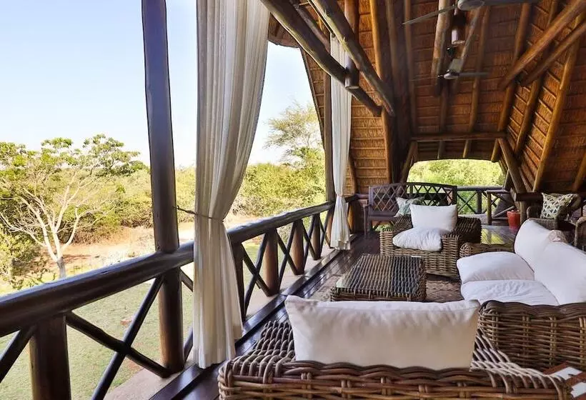 Hotelli Kruger Riverside Lodge   No Load Shedding