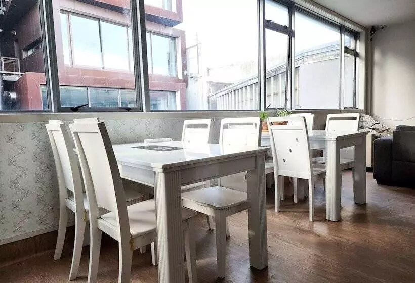 Hotelli Newton Lodge Auckland