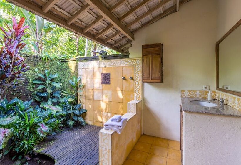 فندق Prana Dewi Mountain Resort