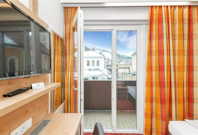 Hotelli Rössl By Skinetworks