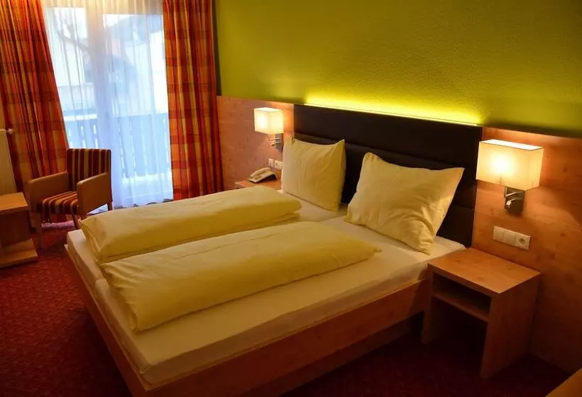 Hotelli Rössl By Skinetworks