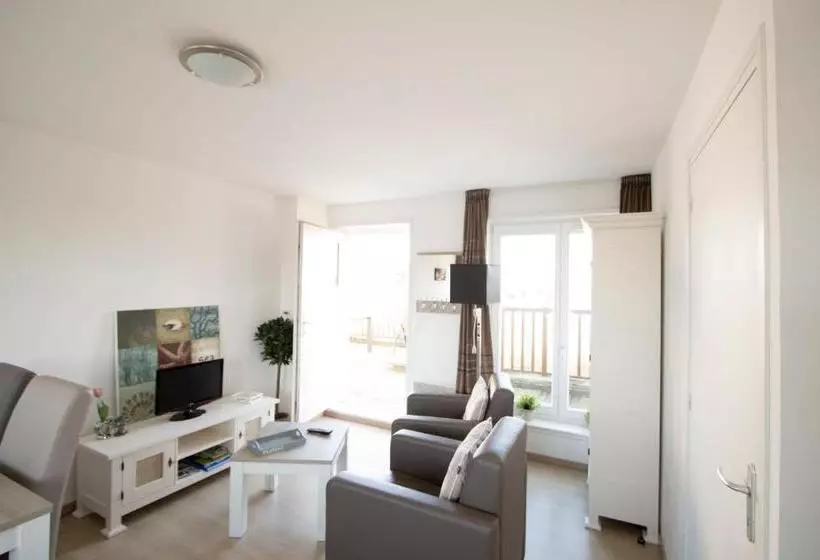 Residenssi Holiday Suites Oye Plage