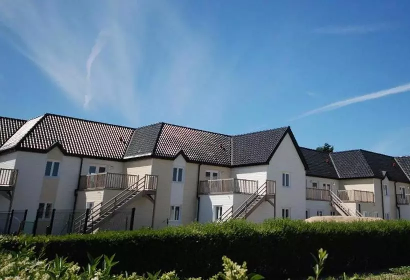 Residenssi Holiday Suites Oye Plage