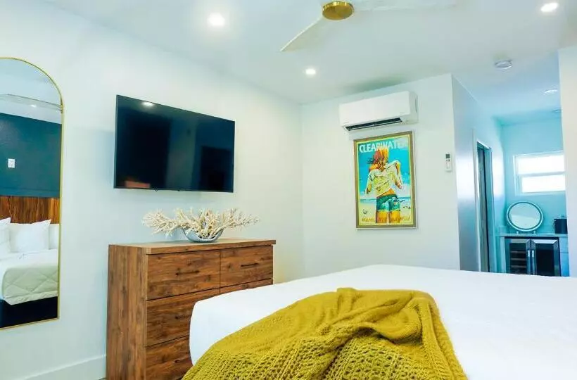ホテル Ivory Sands Beach Suites