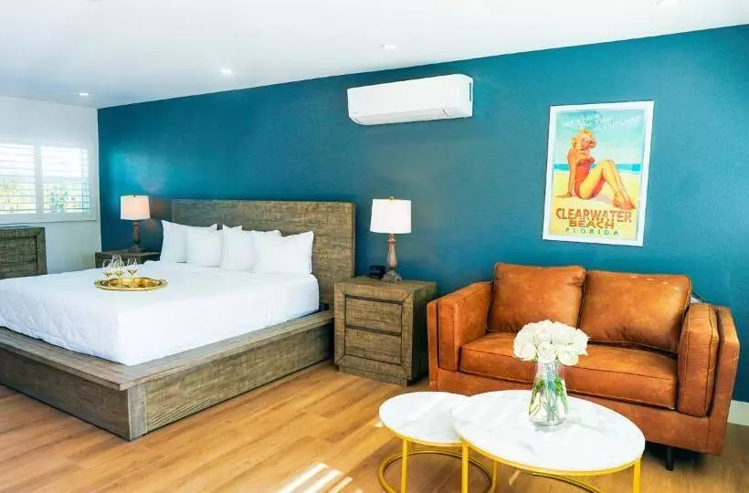 ホテル Ivory Sands Beach Suites