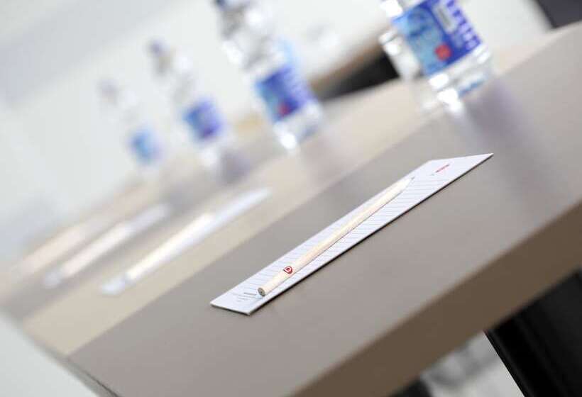 Amaris Hotel Serpong Tangerang