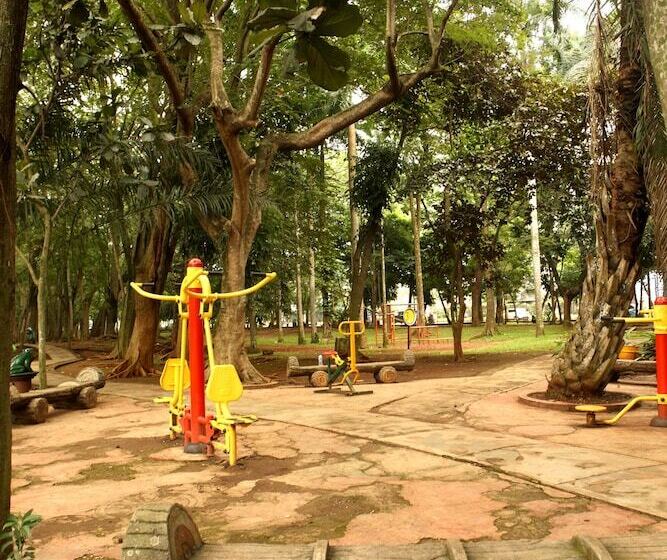 Amaris Hotel Serpong Tangerang