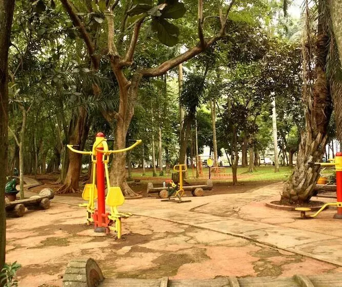 Amaris Hotel Serpong Tangerang