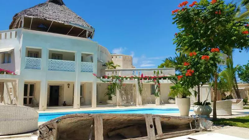 هتل Amber Villas Diani