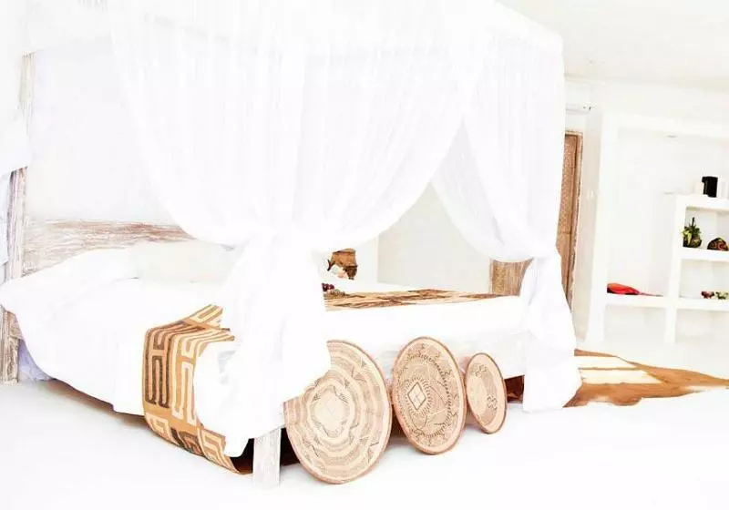 هتل Amber Villas Diani