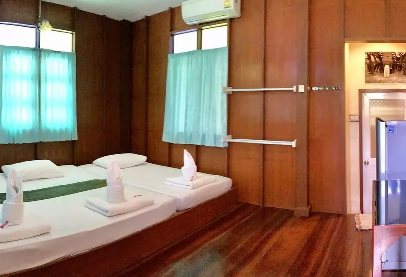 هتل Baan Kornnara