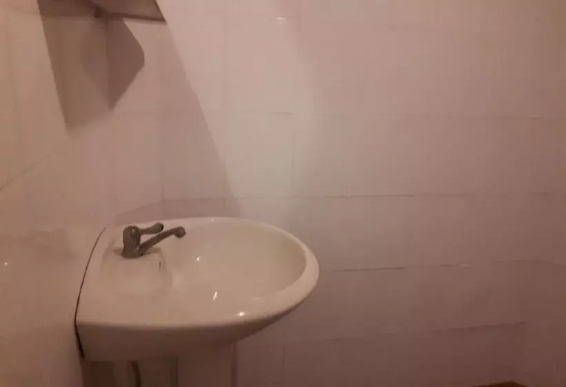 هتل Baan Kornnara
