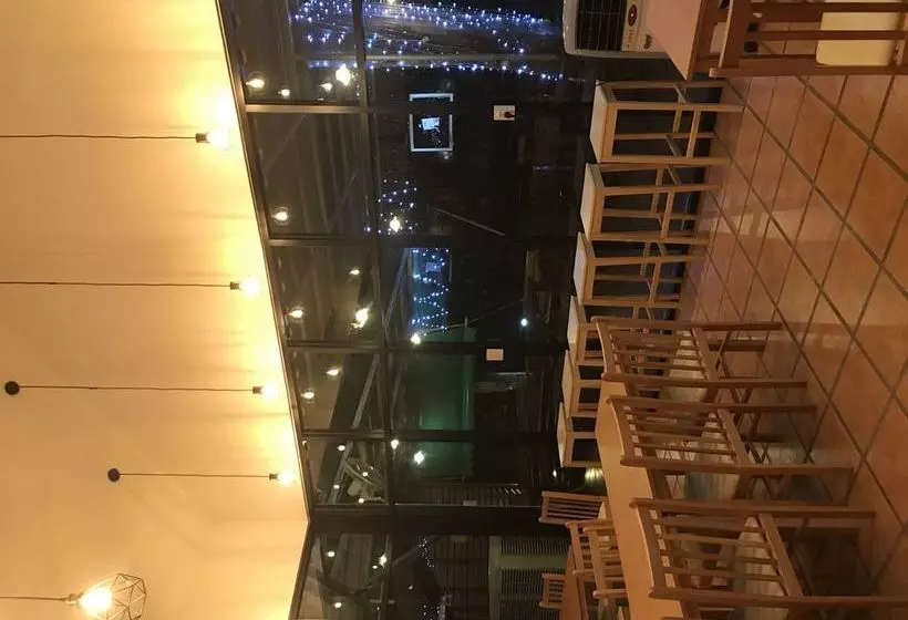 هتل Baan Kornnara