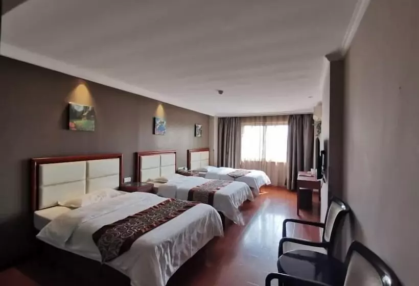 Hotelli Greentree Inn Yangzhou South Yangtze River Road University City Express