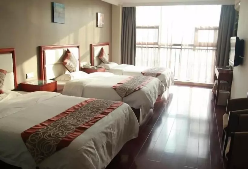 Hotelli Greentree Inn Yangzhou South Yangtze River Road University City Express