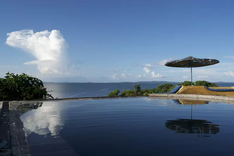 هتل One Minute South Villa