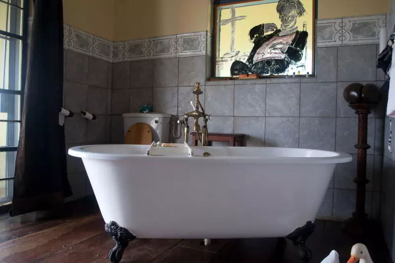 هتل One Minute South Villa