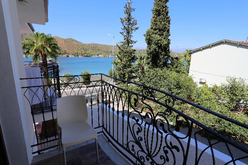 Hotel Q&s Cennet Life