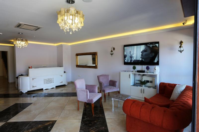 Hotel Q&s Cennet Life