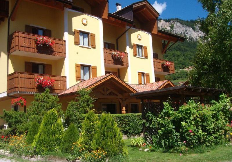 Отель Residence Alpenrose