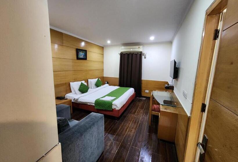 בית מלון כפרי Daffodils Inn