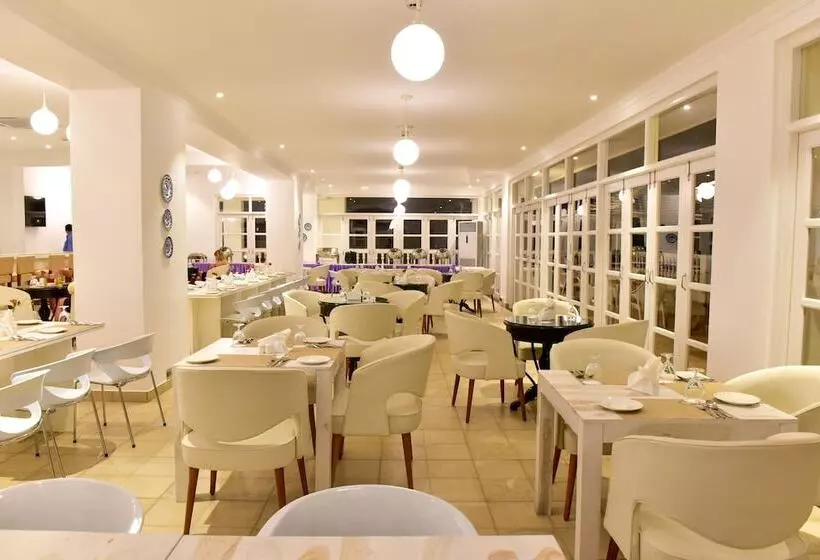 هتل Silver Sands Serenity