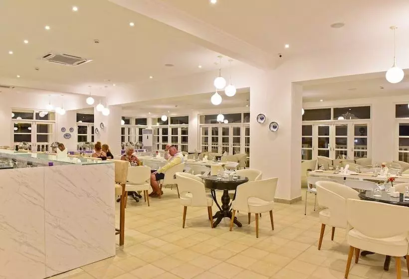 هتل Silver Sands Serenity