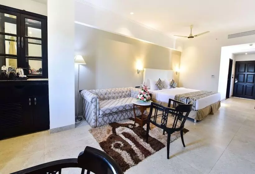 هتل Silver Sands Serenity